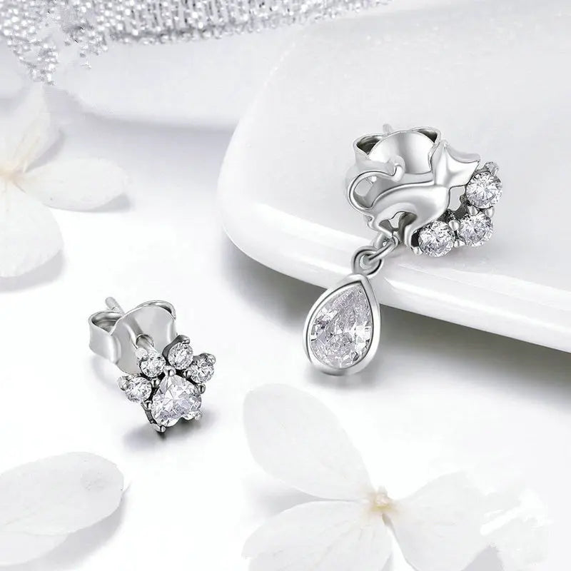 Vintage style cat earrings